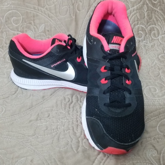 Nike Zoom Winflow Running Shoes/Mens - Picture 2 of 7